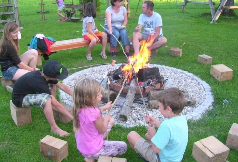 Hotelli Knirschenhof