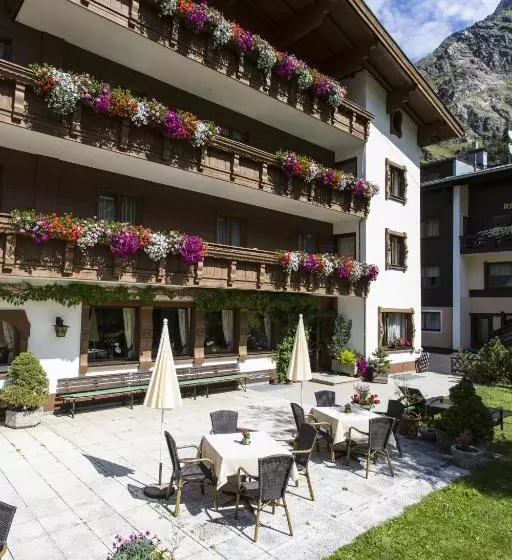 Hotelli Pension Mittagskogel