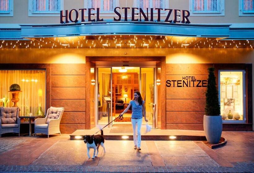 ホテル Stenitzer