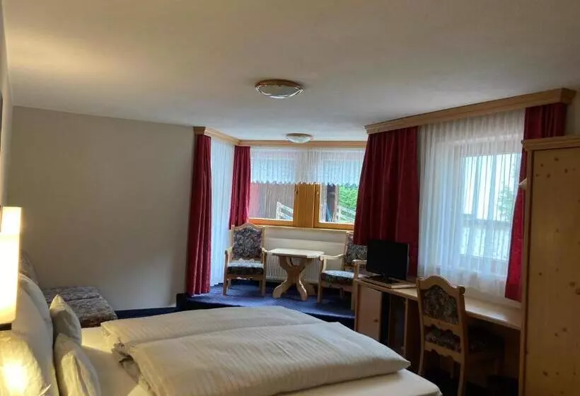 هتل Apart Sturpen