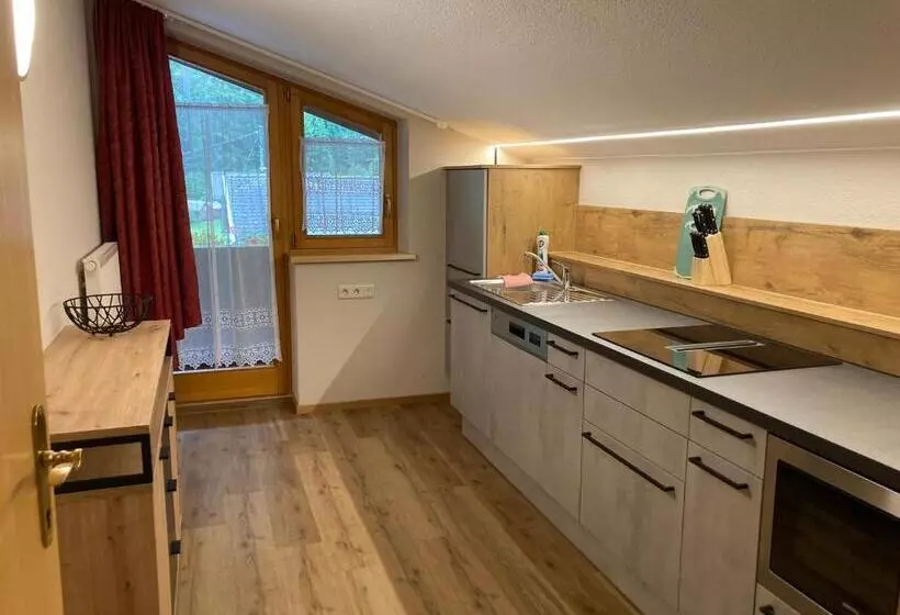 هتل Apart Sturpen