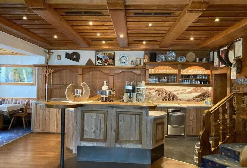 هتل Apart Sturpen