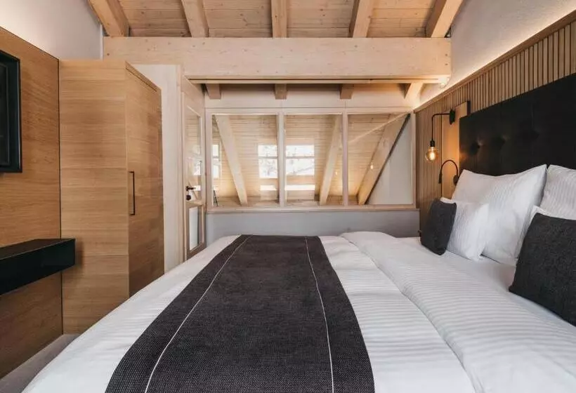 ホテル The Crystal Vaya Unique