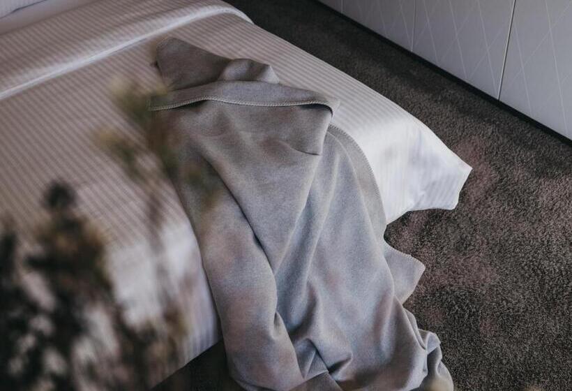 בית מלון כפרי The Crystal Vaya Unique