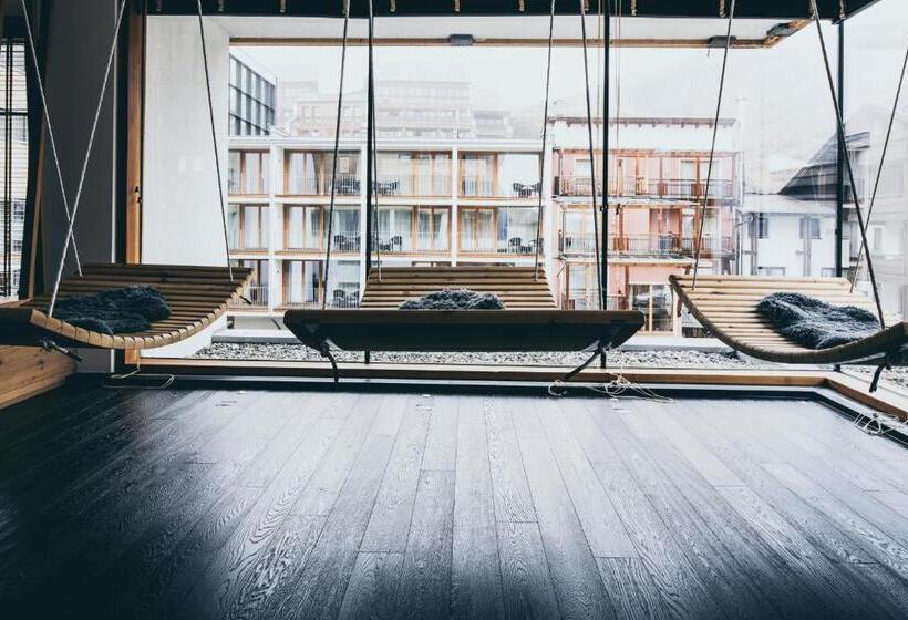 בית מלון כפרי The Crystal Vaya Unique