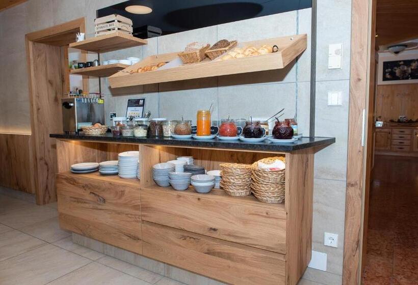 בית מלון כפרי Weinberghof & Weingut Lagler