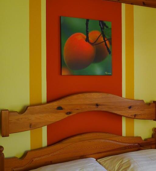 בית מלון כפרי Weinberghof & Weingut Lagler