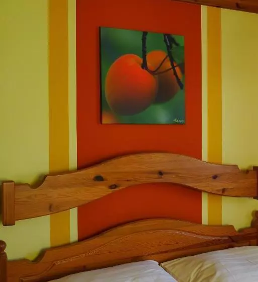 هتل Weinberghof & Weingut Lagler