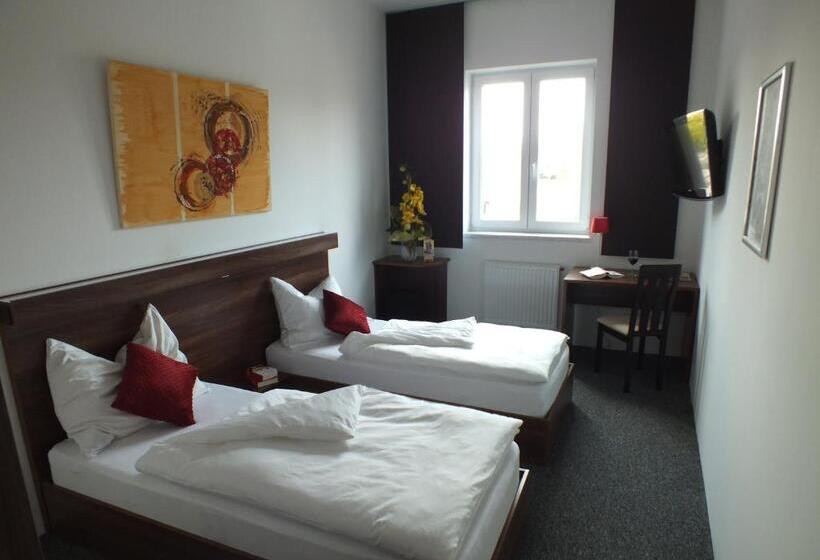 膳宿费 Fabrik Vösendorf