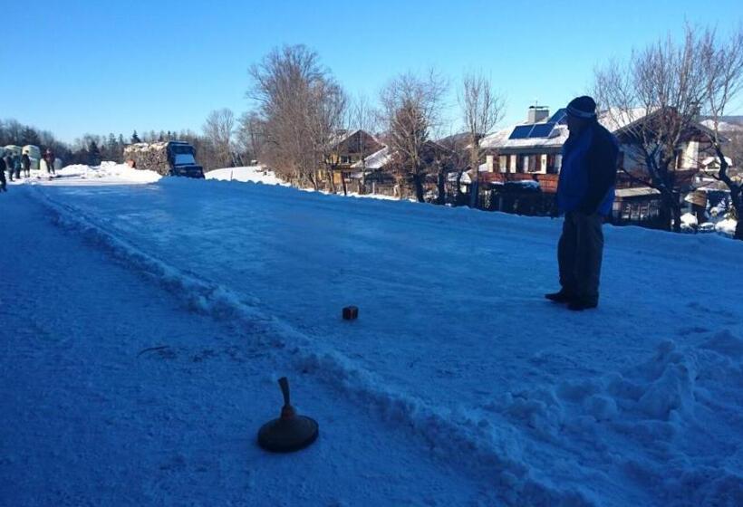 بنسيون Gasthof Alte Tanne