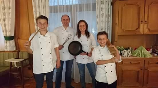 بنسيون Gasthof Alte Tanne