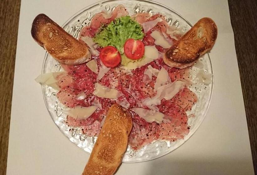 بنسيون Gasthof Alte Tanne