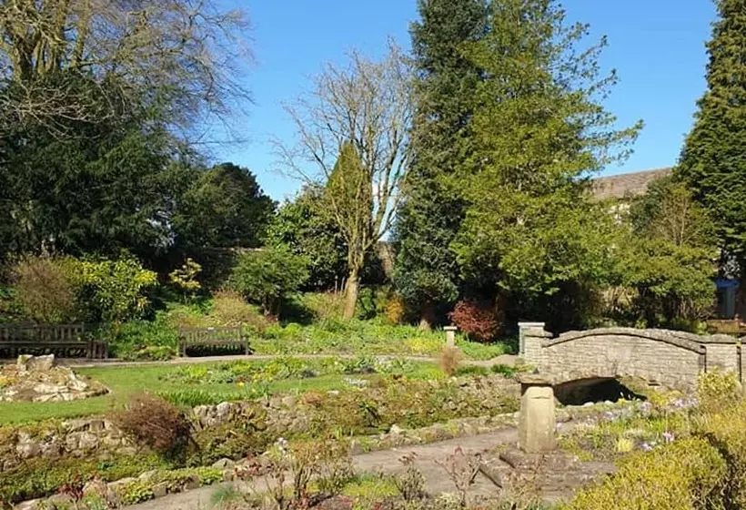 Bashall Barn, Eaves Hall, Outbarn All Close By