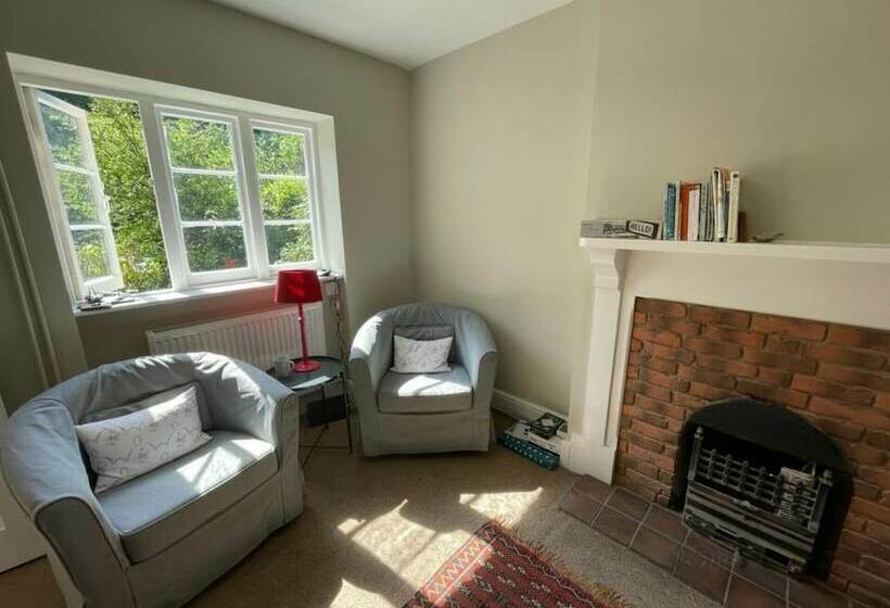 Cosy Cottage In Lynbridge, Near Lynton, Uk