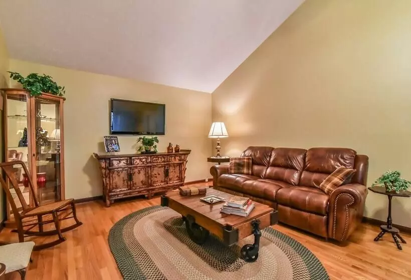 Creekside Cottage Star 5 Vacations