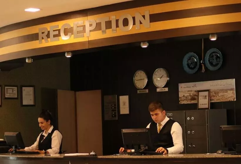 ホテル Atabay Termal