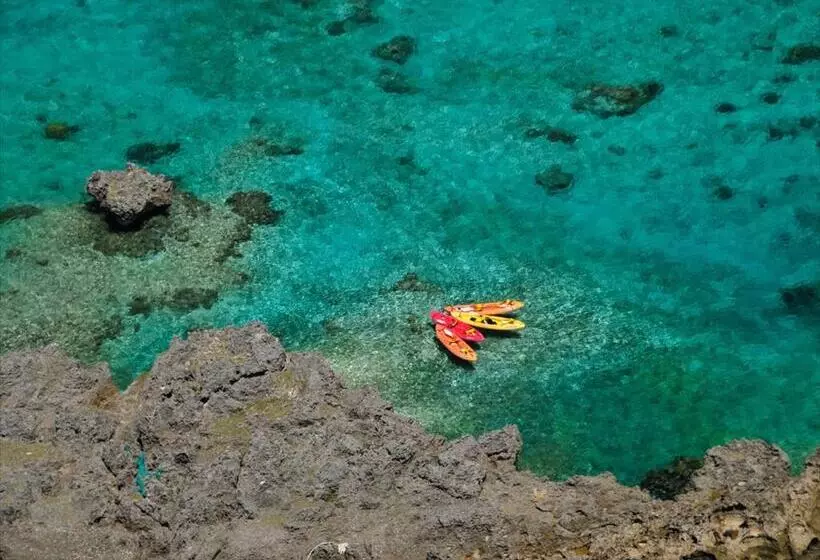Hotelli Seabreeze Coral