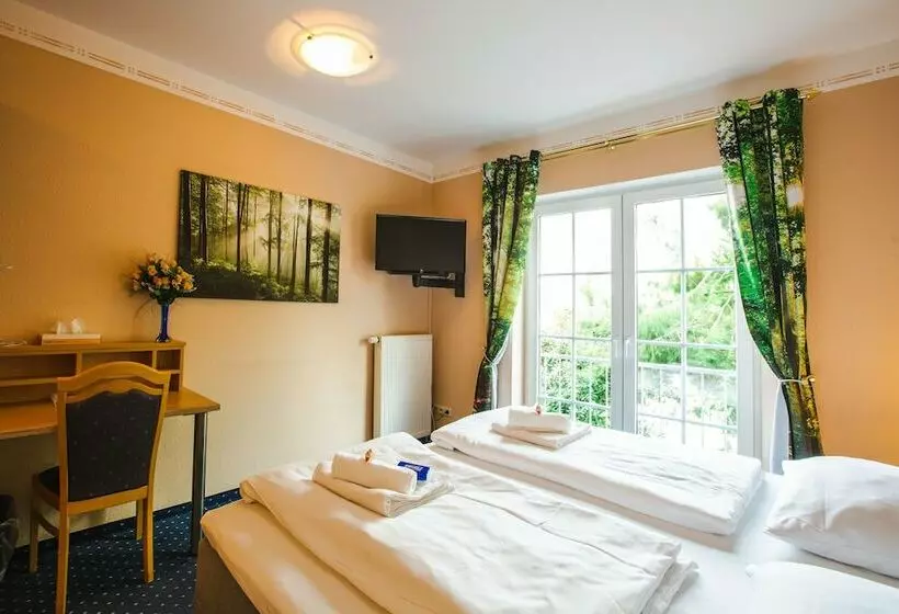 Hotelli Zur Altstadt