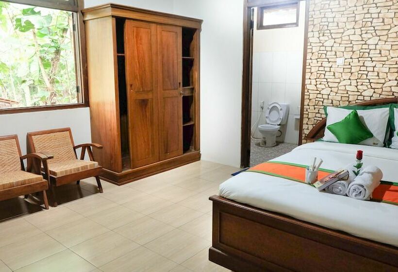 بنسيون Villa Bandungan By Simply Homy