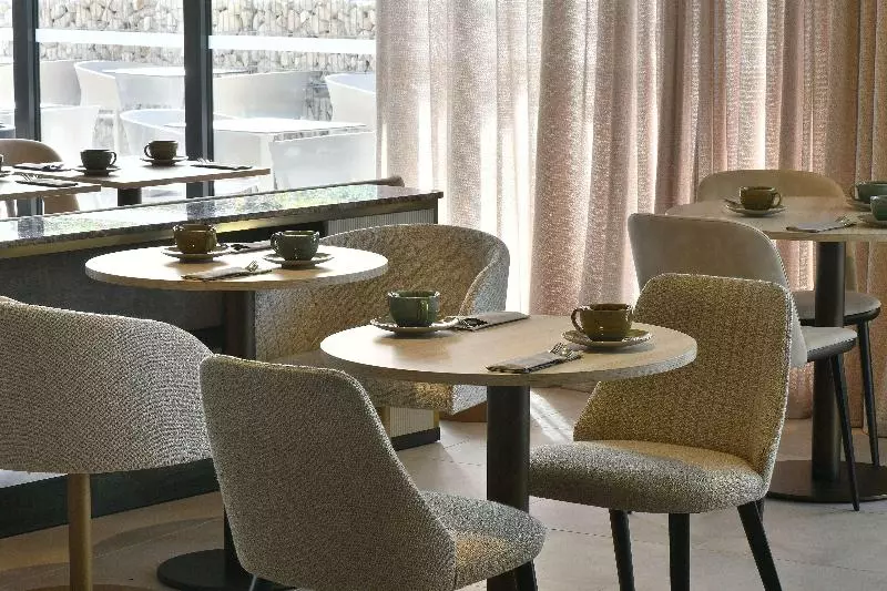 Hotelli Golden Tulip Reims