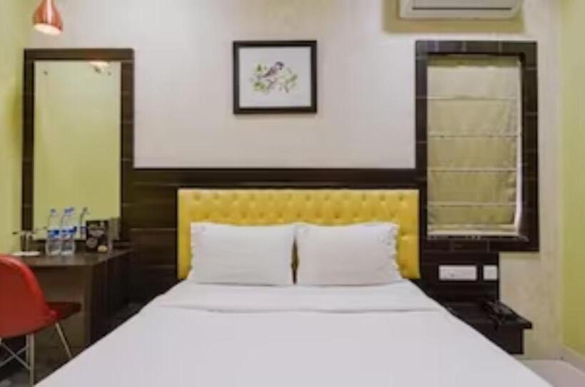 فندق Goroomgo Royal Crown Puri