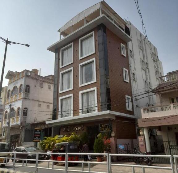 فندق Goroomgo Royal Crown Puri