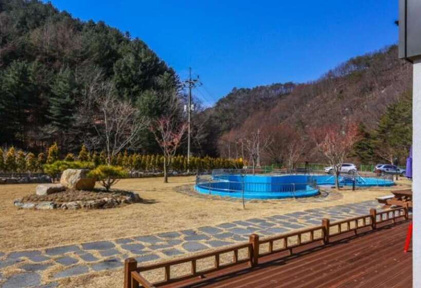 Hongcheon Binari Pension