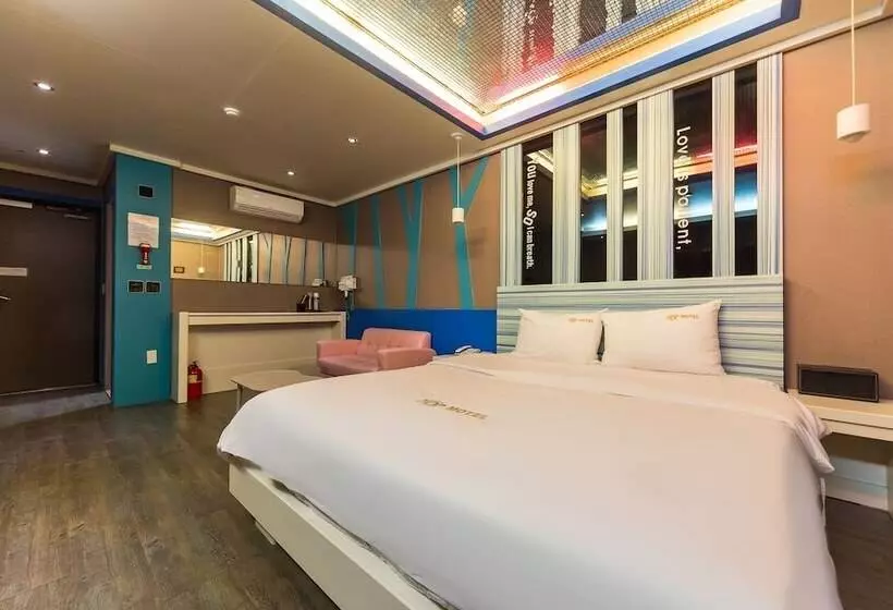 Top Motel