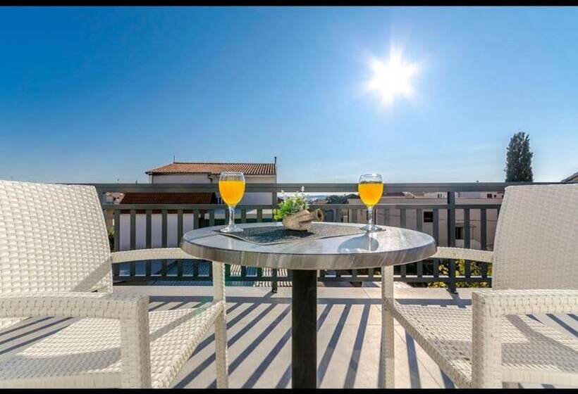 Pensão Room In Guest Room   All Saints Suites B&b Kastela   Double Room