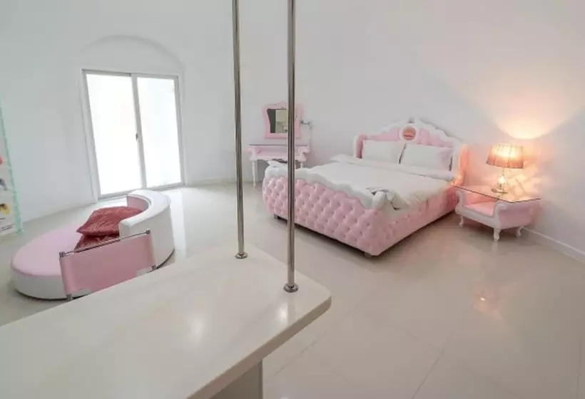 Gapyeong Rich House Pension