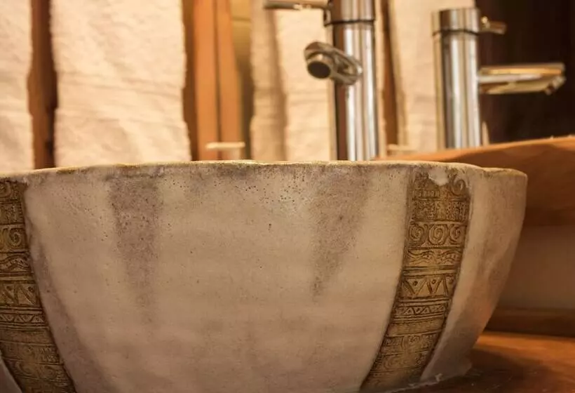 Gracias A La Vida Lodge