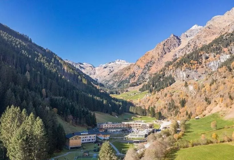 ホテル Feuerstein Nature Family Resort