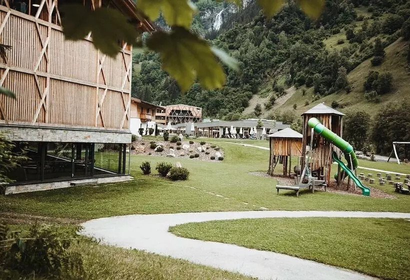 ホテル Feuerstein Nature Family Resort