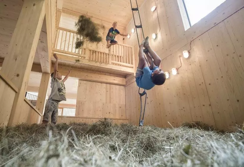 ホテル Feuerstein Nature Family Resort