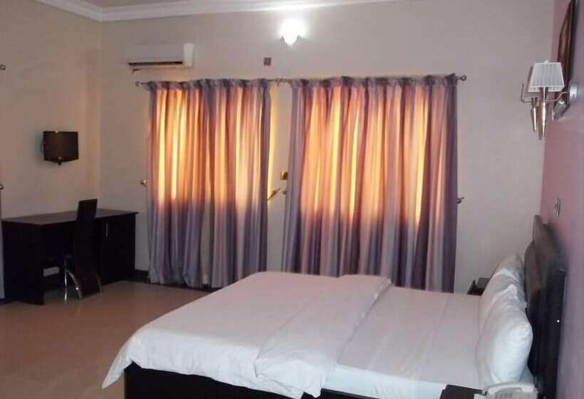 هتل Signature Grand