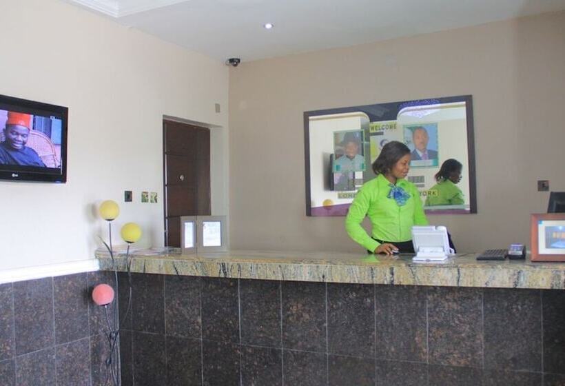 هتل Signature Grand