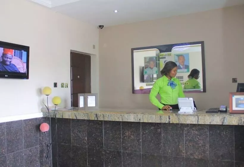 هتل Signature Grand