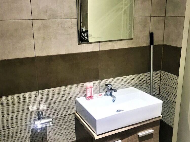 پانسیون Our Newly Renovated Apartment In Limenaria, Only Five Minutes Away From Center