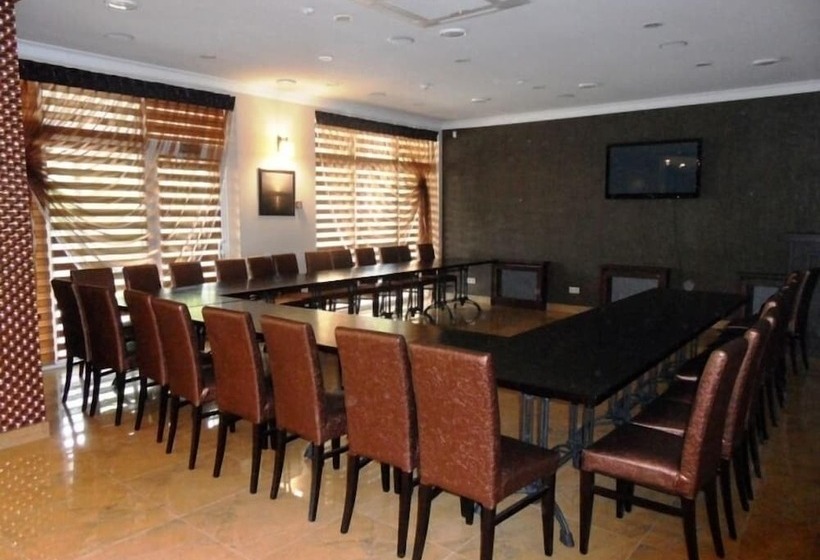 בית מלון כפרי Aurora