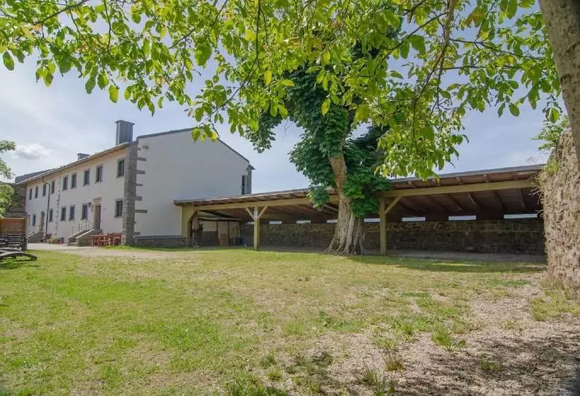 Hotelli Burggasthof Hauptmann