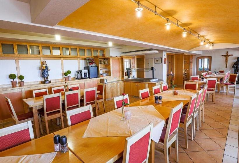 בית מלון כפרי Burggasthof Hauptmann