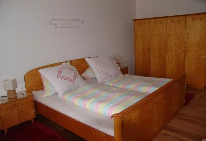 Maaseutuhotelli Eulenberghof Kraus