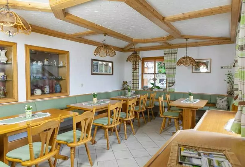 Maaseutuhotelli Eulenberghof Kraus