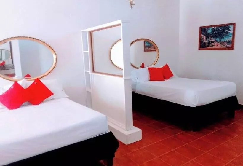 ホテル San Antonios