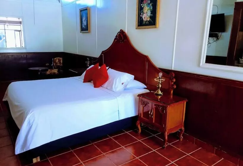 ホテル San Antonios