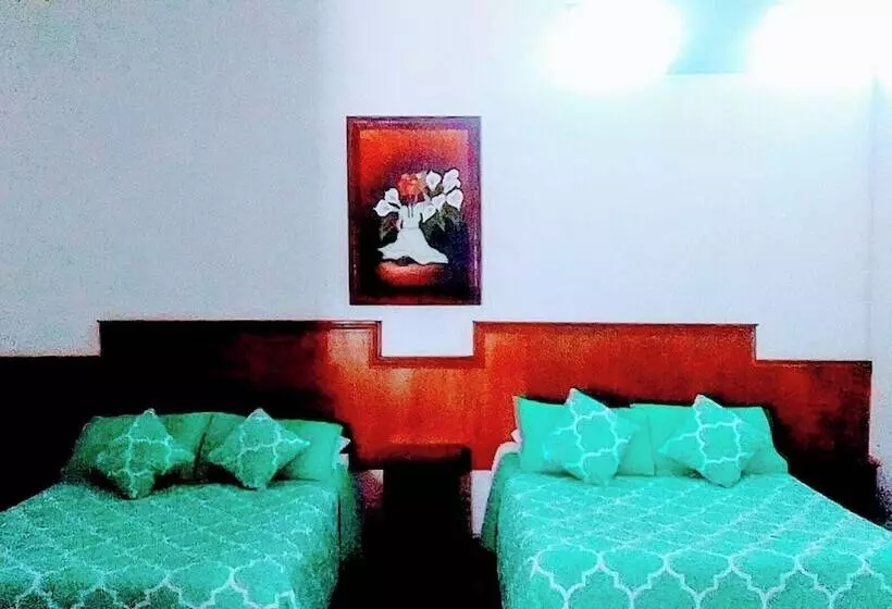 ホテル San Antonios