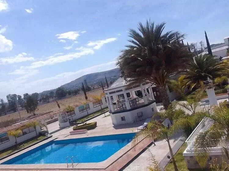 ホテル San Antonios