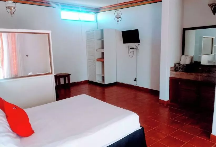 ホテル San Antonios