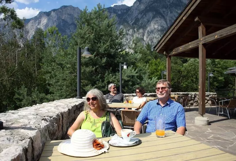 Hotelli Südrast Dreiländerecke