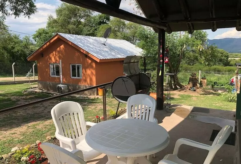 Warakusi Cottages   Off Road